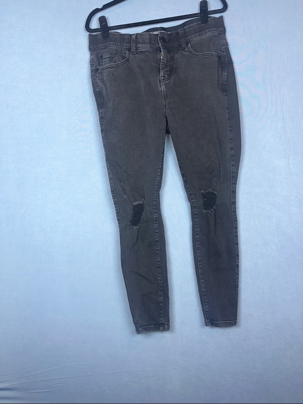 Torrid Bombshell Skinny Jeans Womens 14 Short Black Distressed Stretch Denim